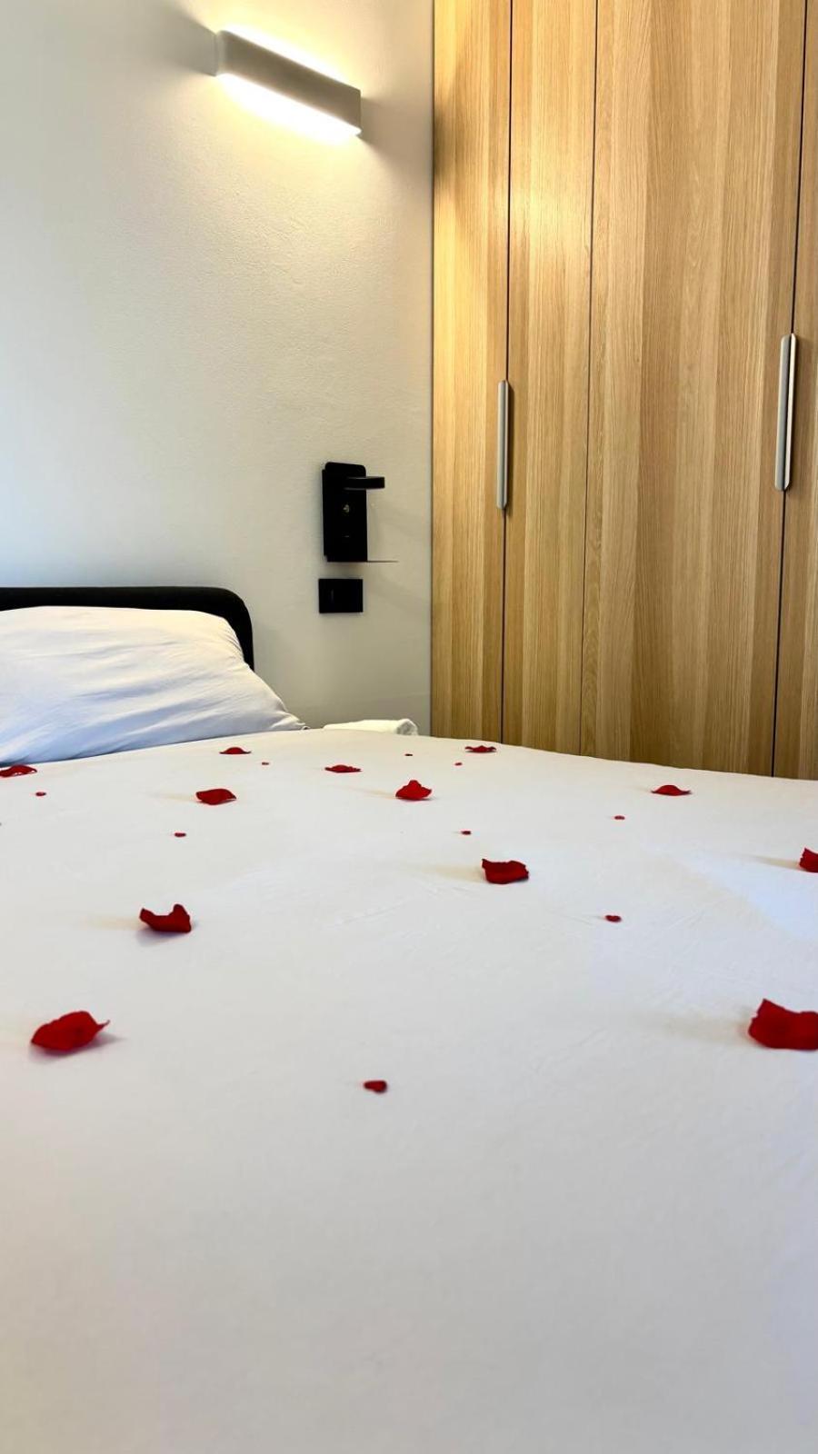 La Casa Di Cesare Hotel Rogno Room photo